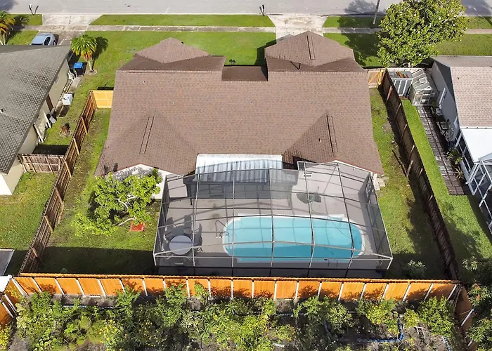 Luxury Villa In Orlando With Pool - 10 Min Disney